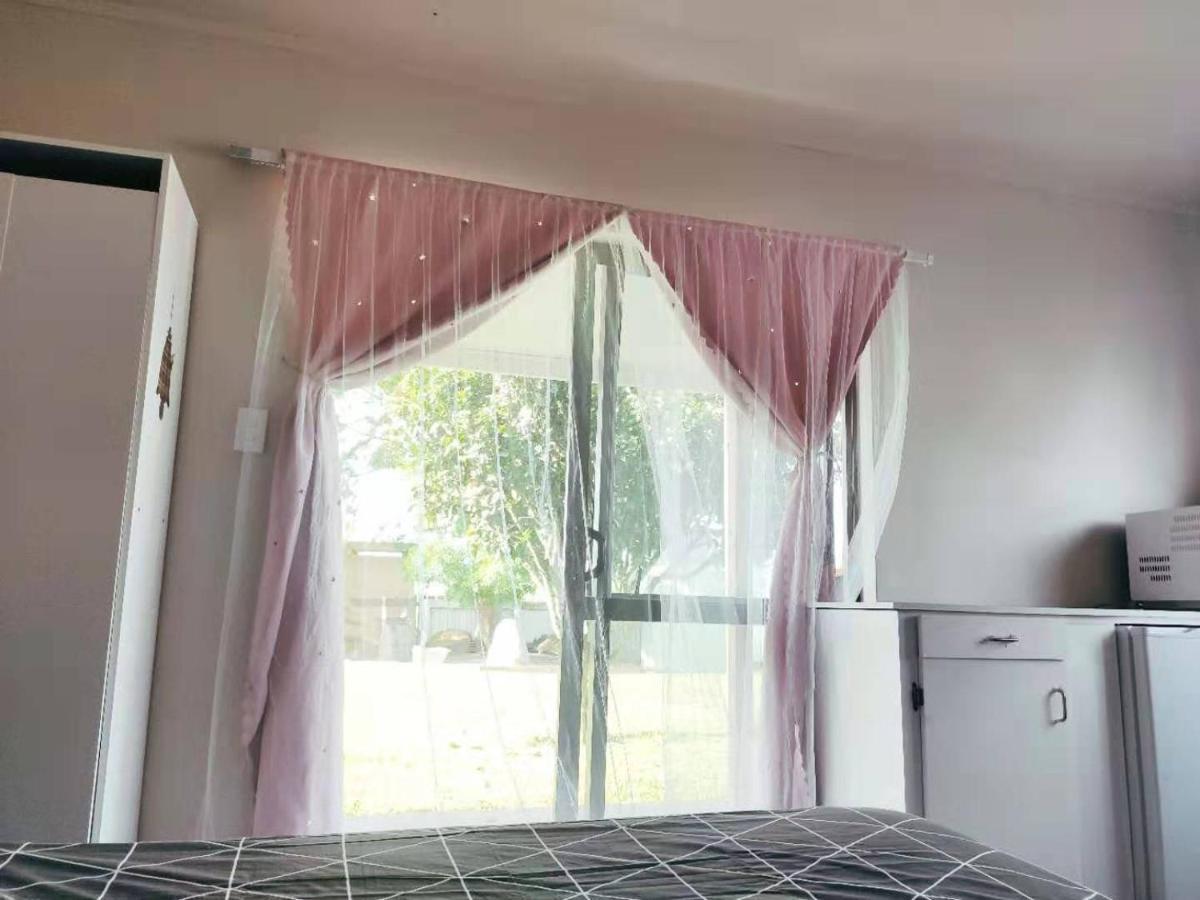 Nest With Bathroom On Brunskill Кембридж Экстерьер фото